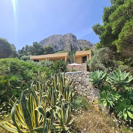 Capo Zafferano Villa *