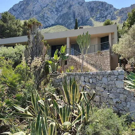 Capo Zafferano Villa *